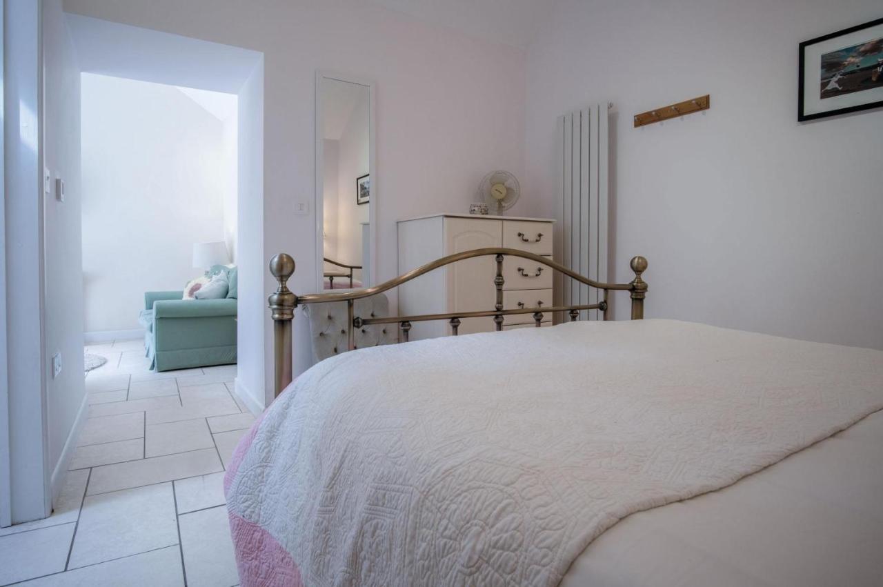 Caradog - 1 Bedroom - St Ishmaels Saint Ishmaels  Bagian luar foto